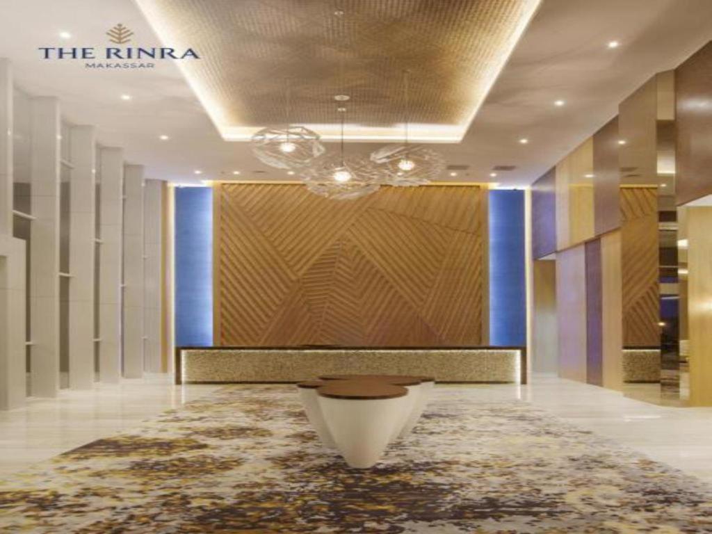 Hotel The Rinra Makassar Esterno foto